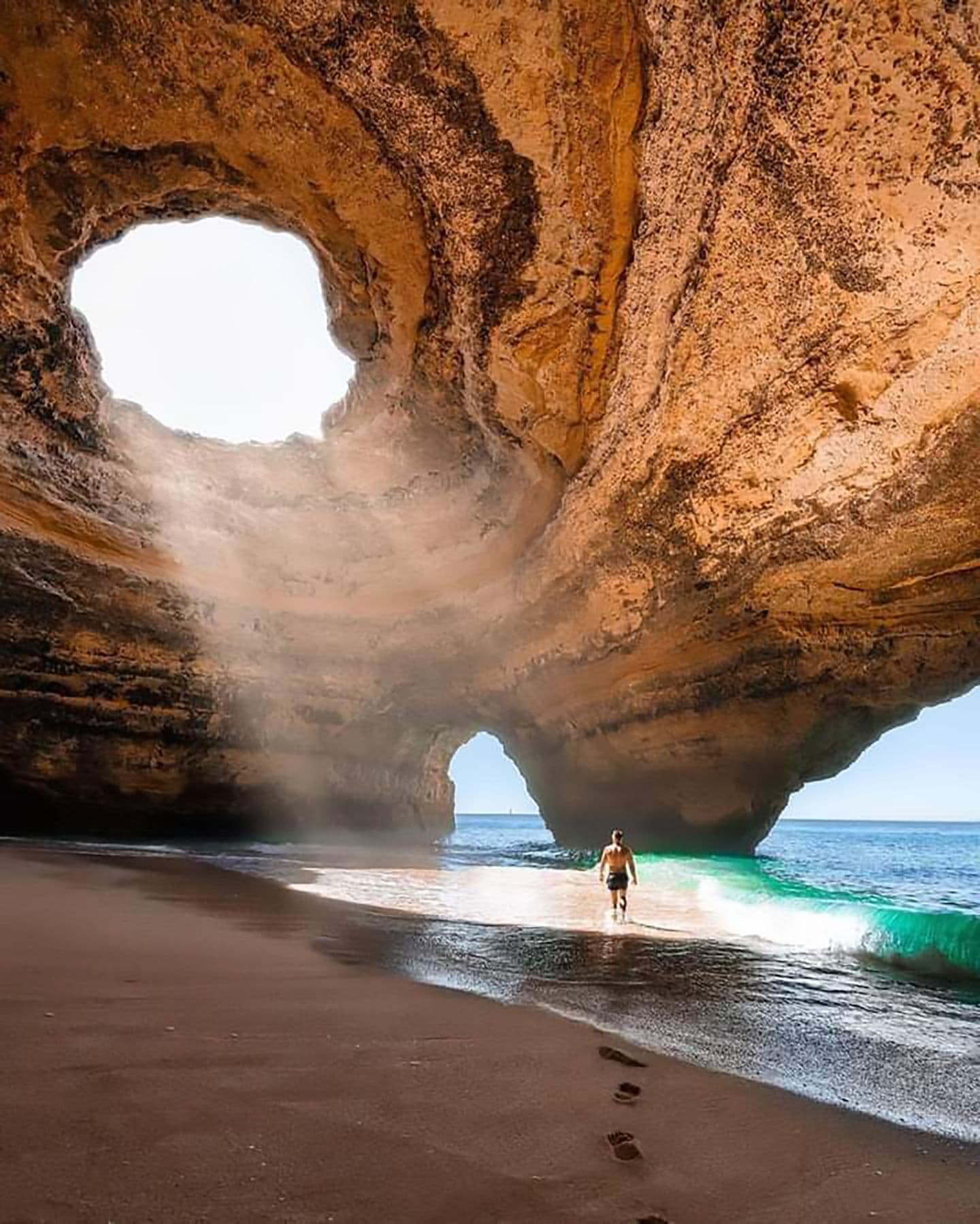 Boat trip through the Algarve