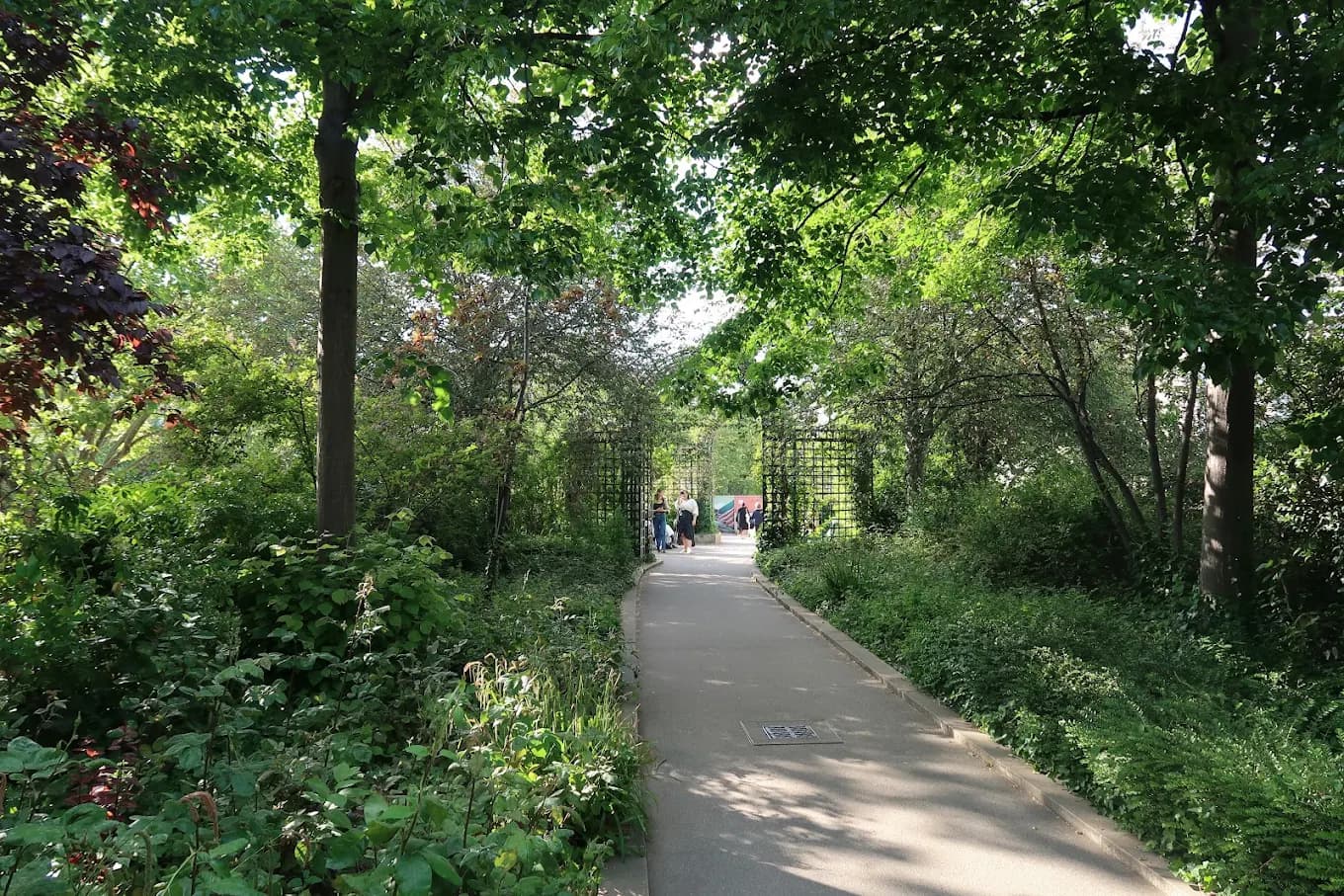 Cycle the Coulée Verte