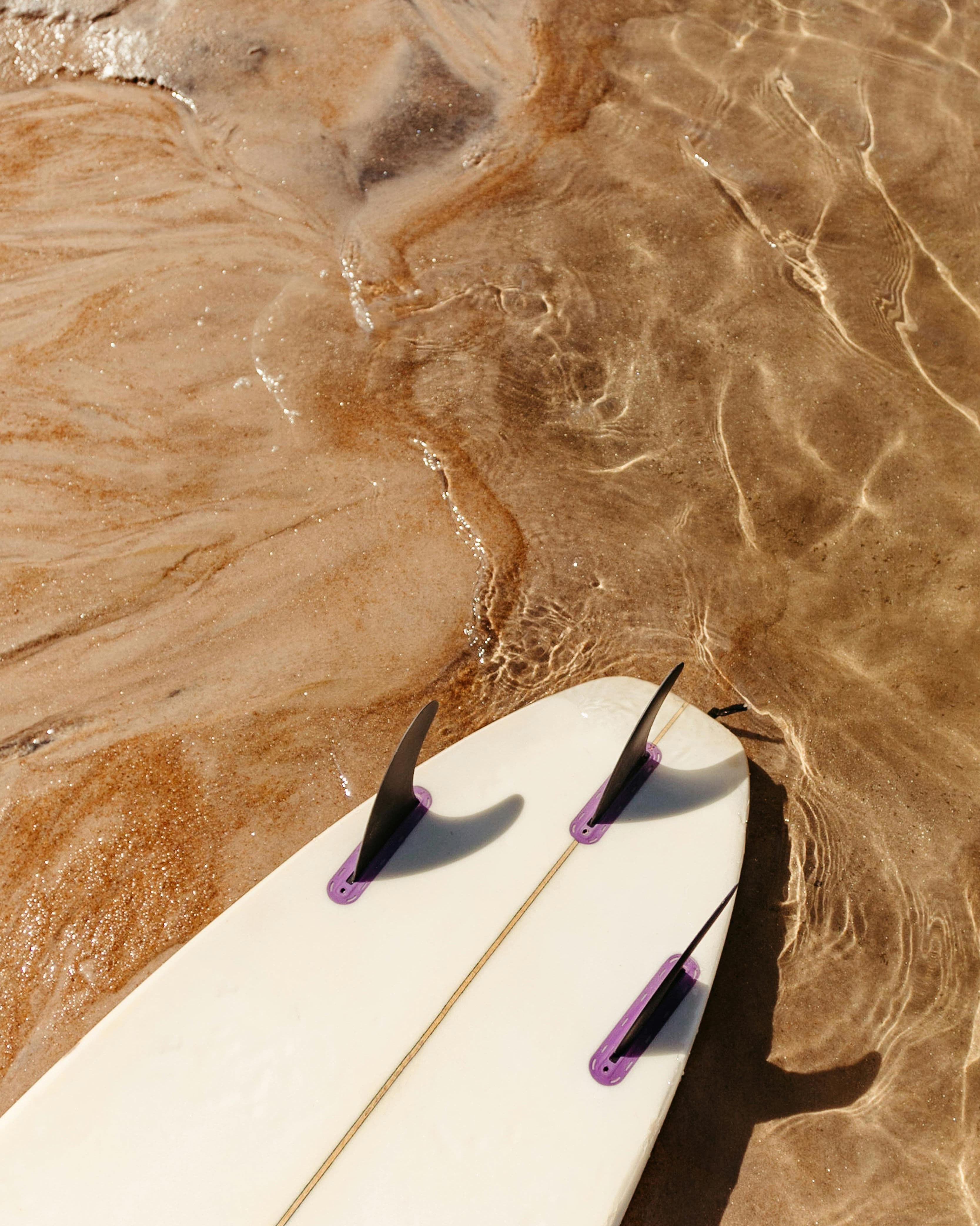 Ondas para surfar na Praia de Matosinhos.