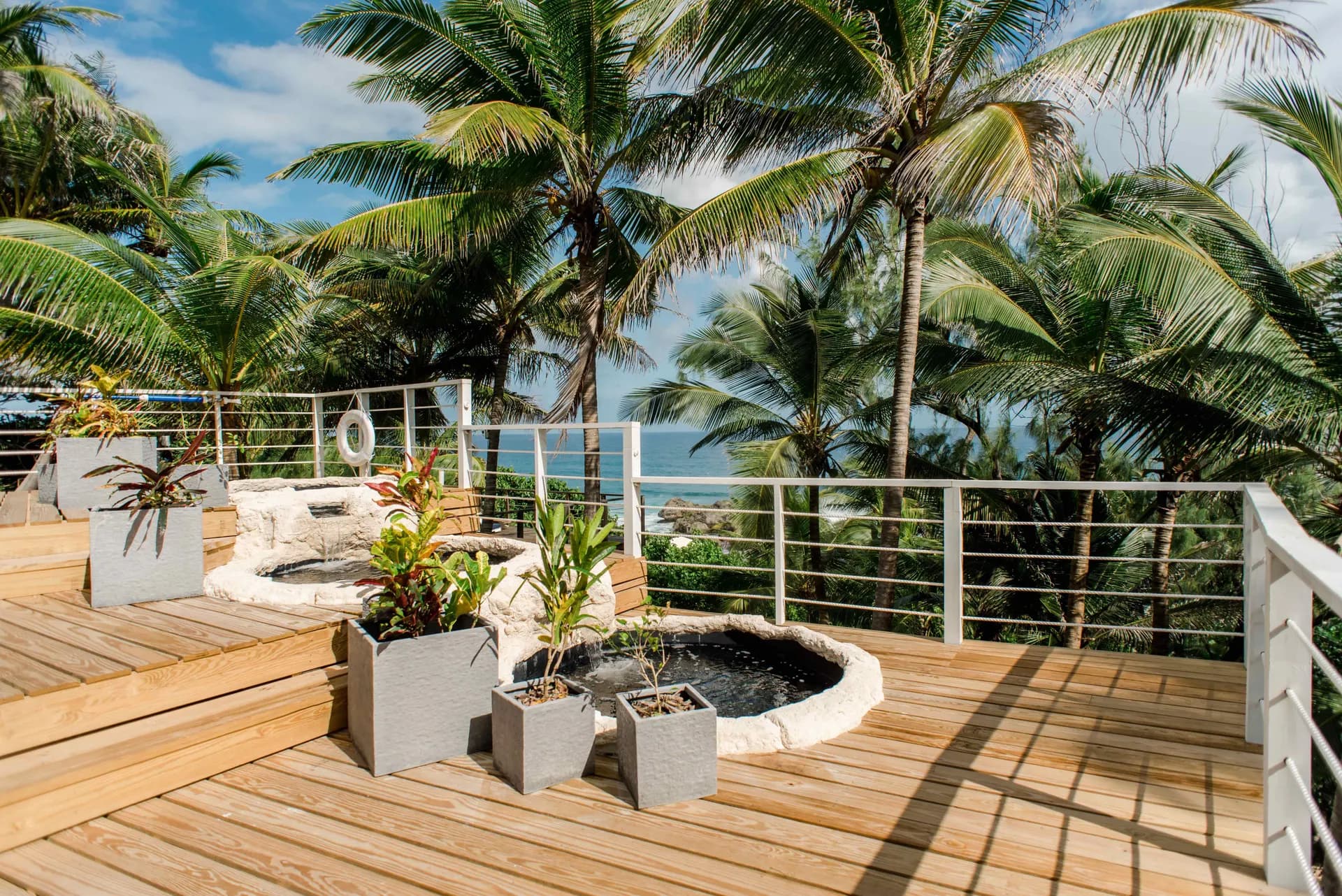 Forbes - Espacio global de coliving Outsite debuta en el Caribe, en la hermosa Bathsheba